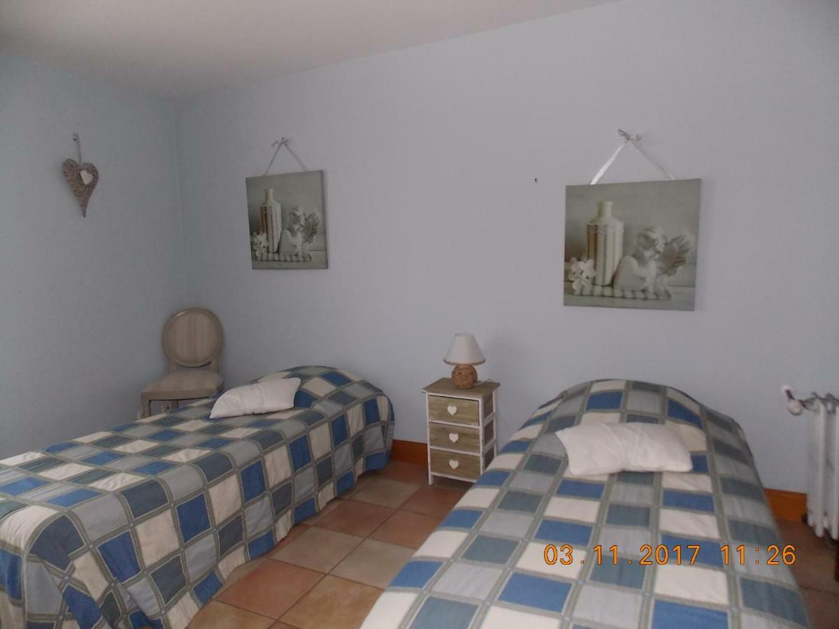A La Mare Du Vieux Chene Bed & Breakfast Bellegarde-Poussieu ภายนอก รูปภาพ